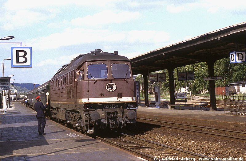 DB-V-232-025-Jena-Saalbahnhof-12-8-93-WS-X-800-525